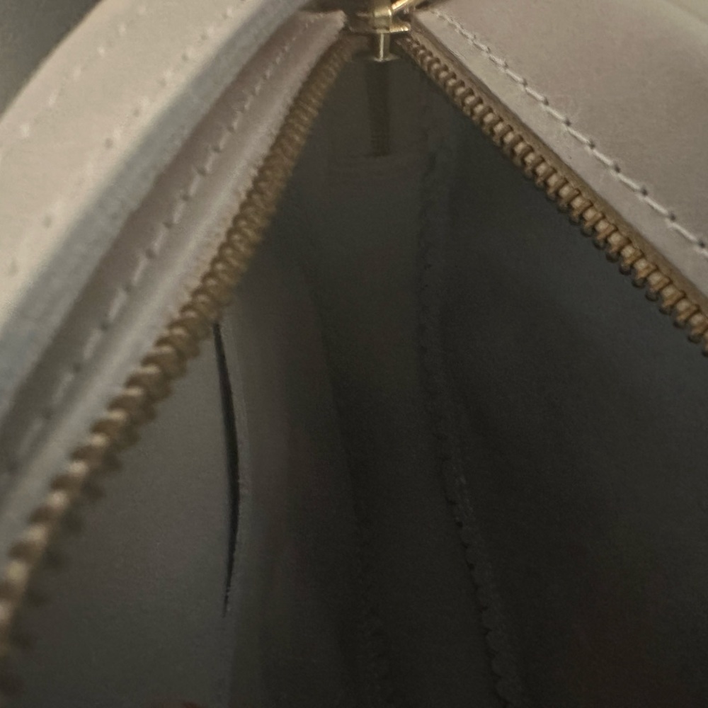 NWOT Portland Leather Bone Circle Crossbody Bag - Picture 4 of 7
